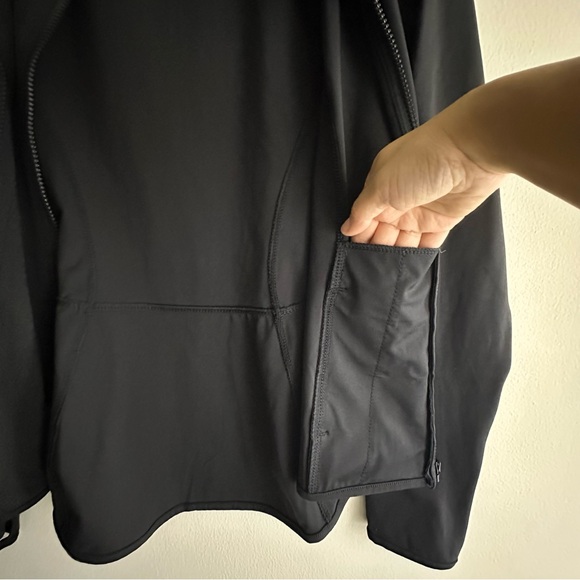NWT Yogalicious Women’s Full Zip Stretch Thumbholes Black Athletic Jacket Size L - Picture 7 of 9